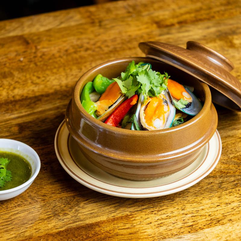 Clay pot mussels from Bangkok Cafe
