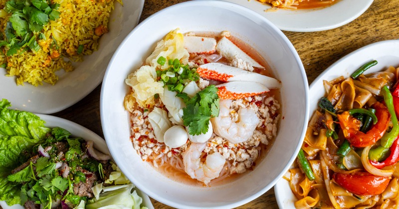 Thai dishes for catering